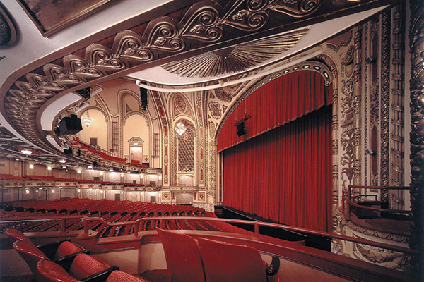 Buy Chicago Theater Tickets on Tixpick.com